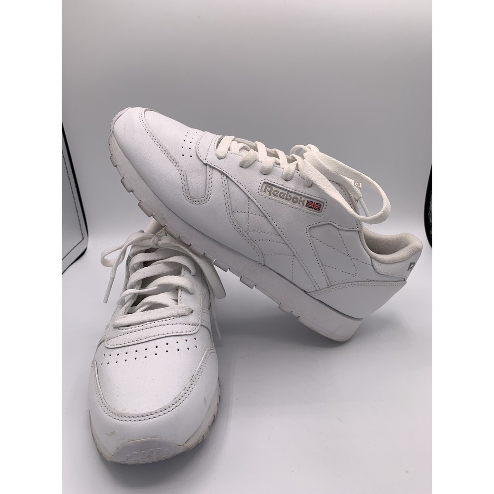 Reebok Classics Women's Lace Up Sneaker Princess White Size 9.5